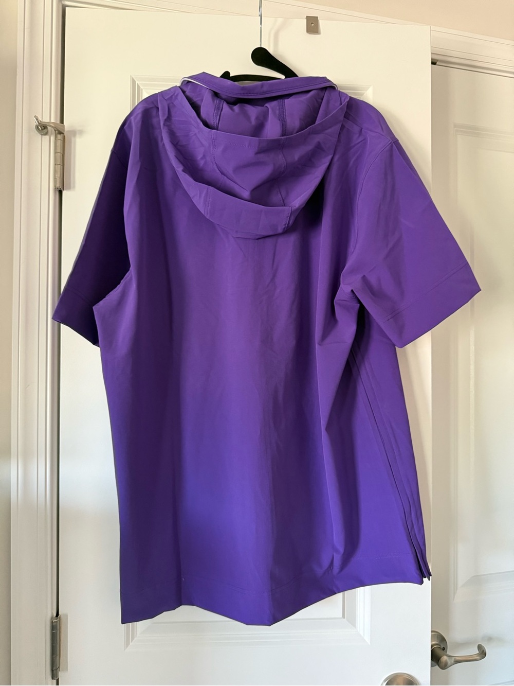 Nike Men’s Purple Short-Sleeve Pullover with zip up hood option - Picture 2 of 4